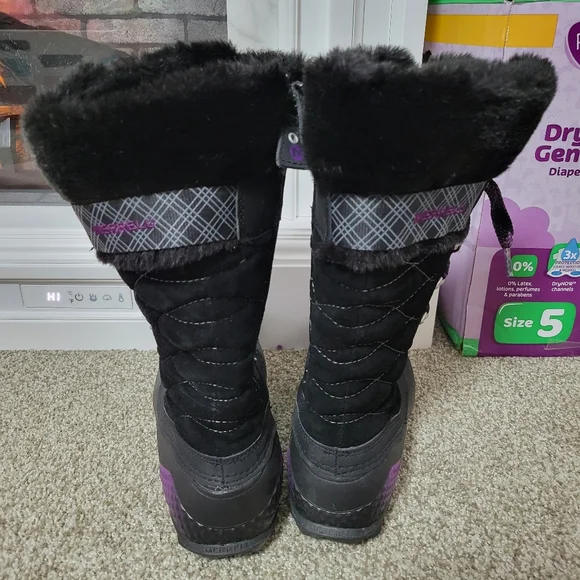 Merrell Women's Black and Purple Winterbelle Opti-warm Boots, Size 7.5 - Picture 6 of 8